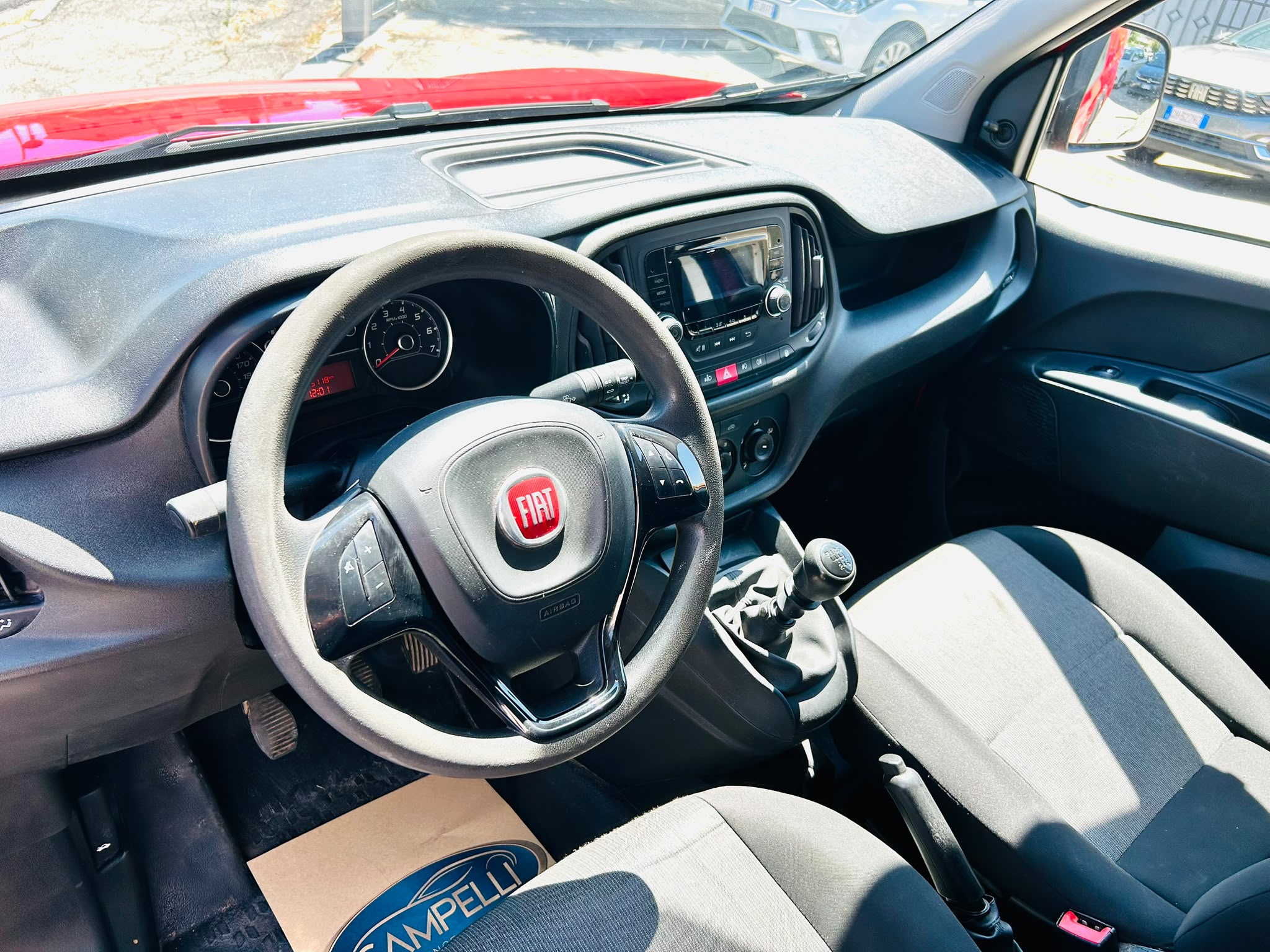 
								Fiat Doblò full									