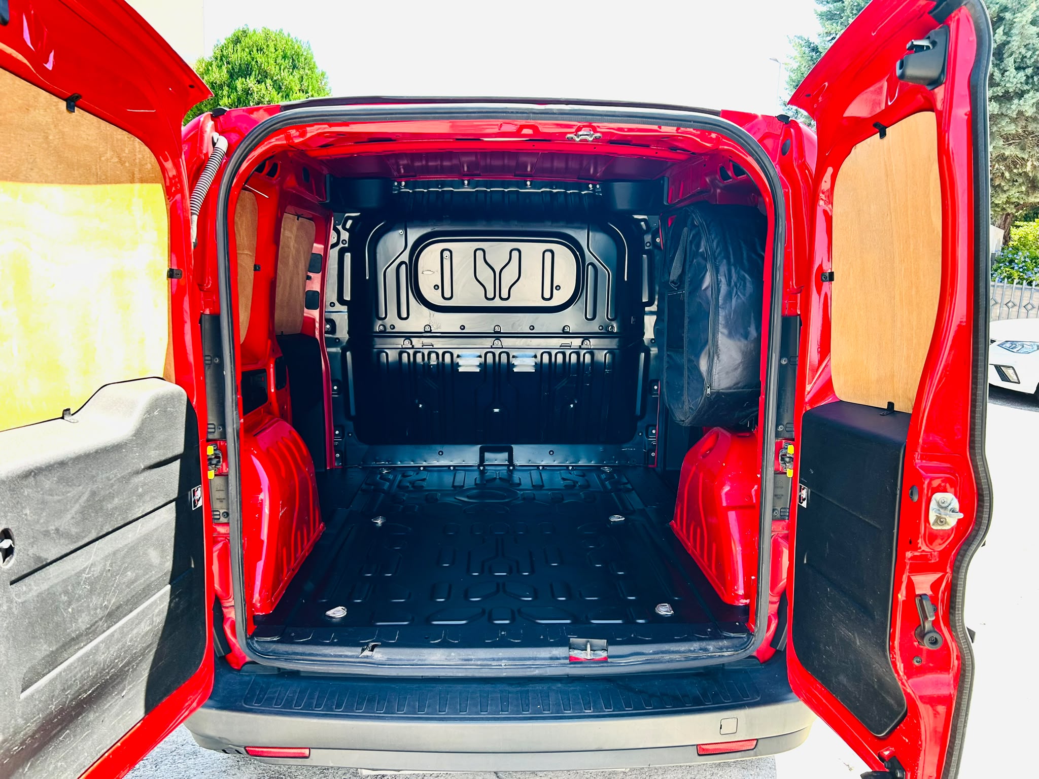 
								Fiat Doblò full									