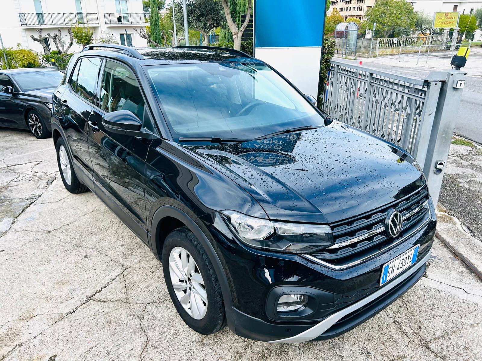 
								Volk. T-Cross full									