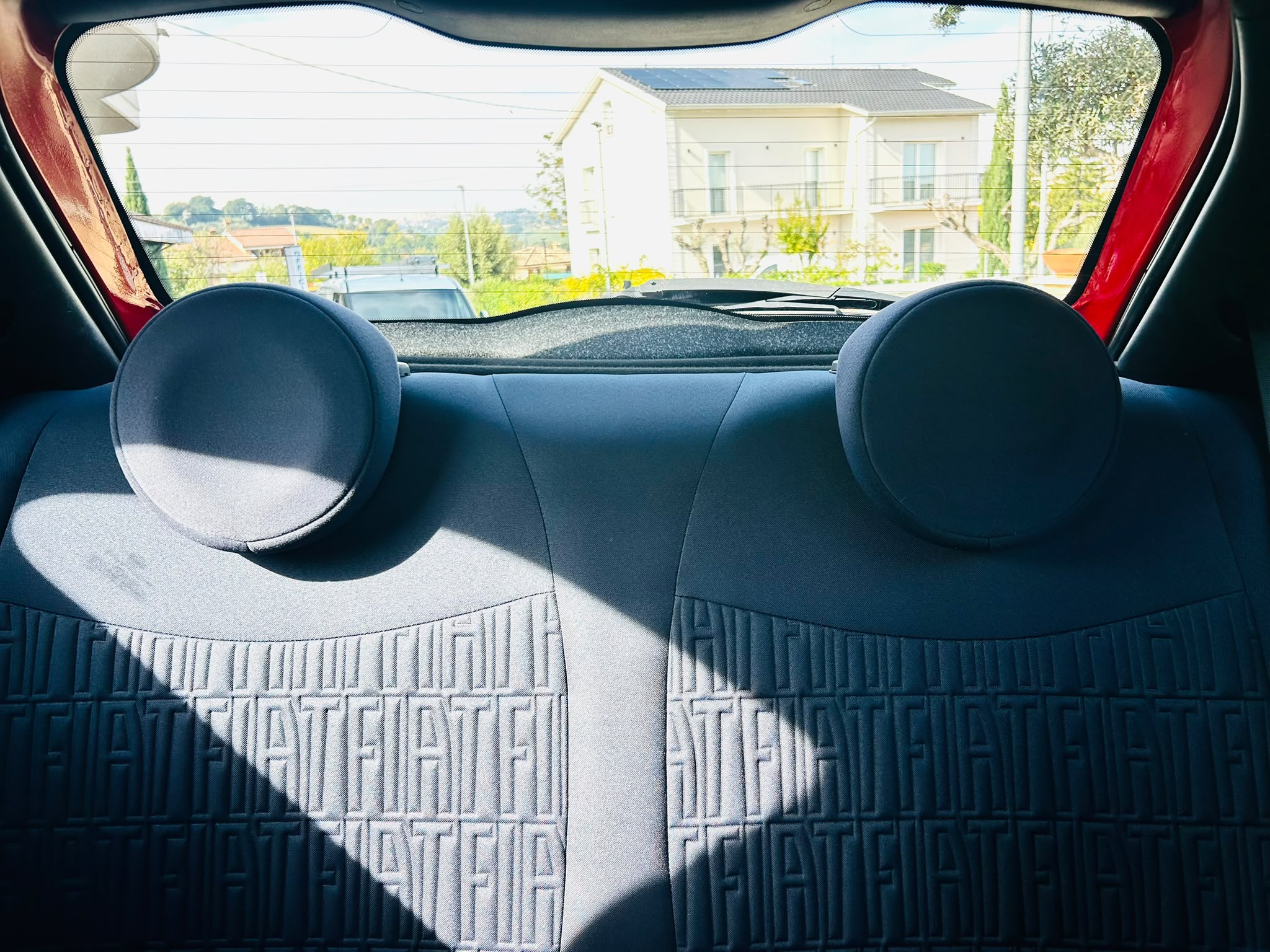 
								Fiat 500 full									