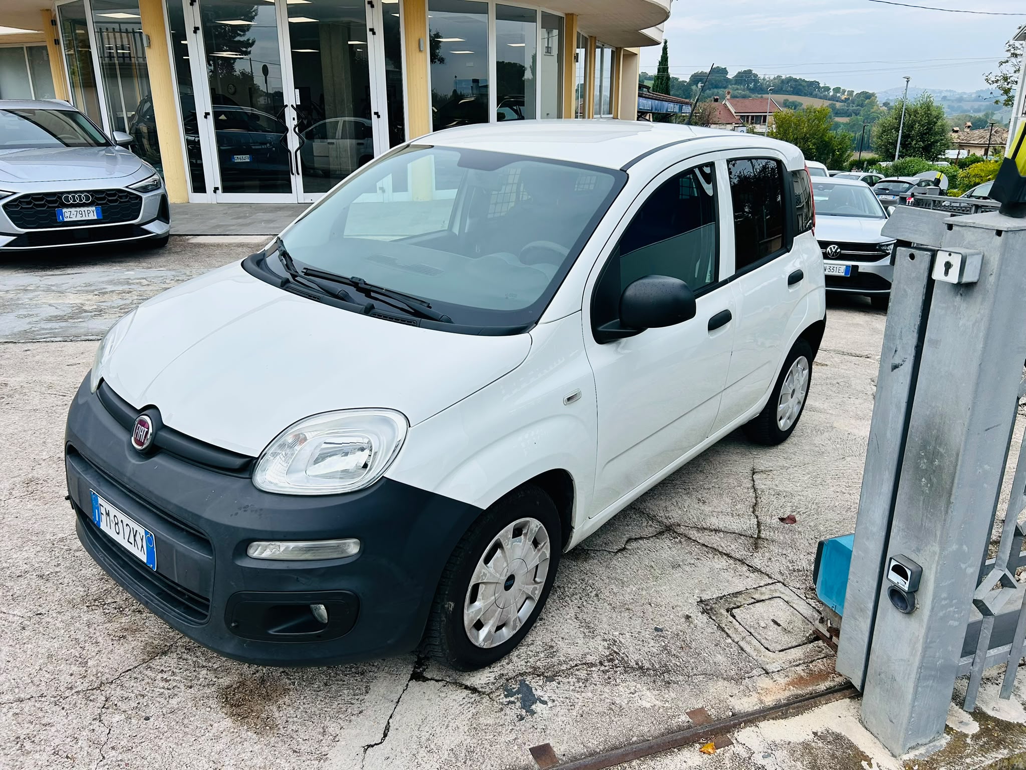 
								Fiat Panda Van full									