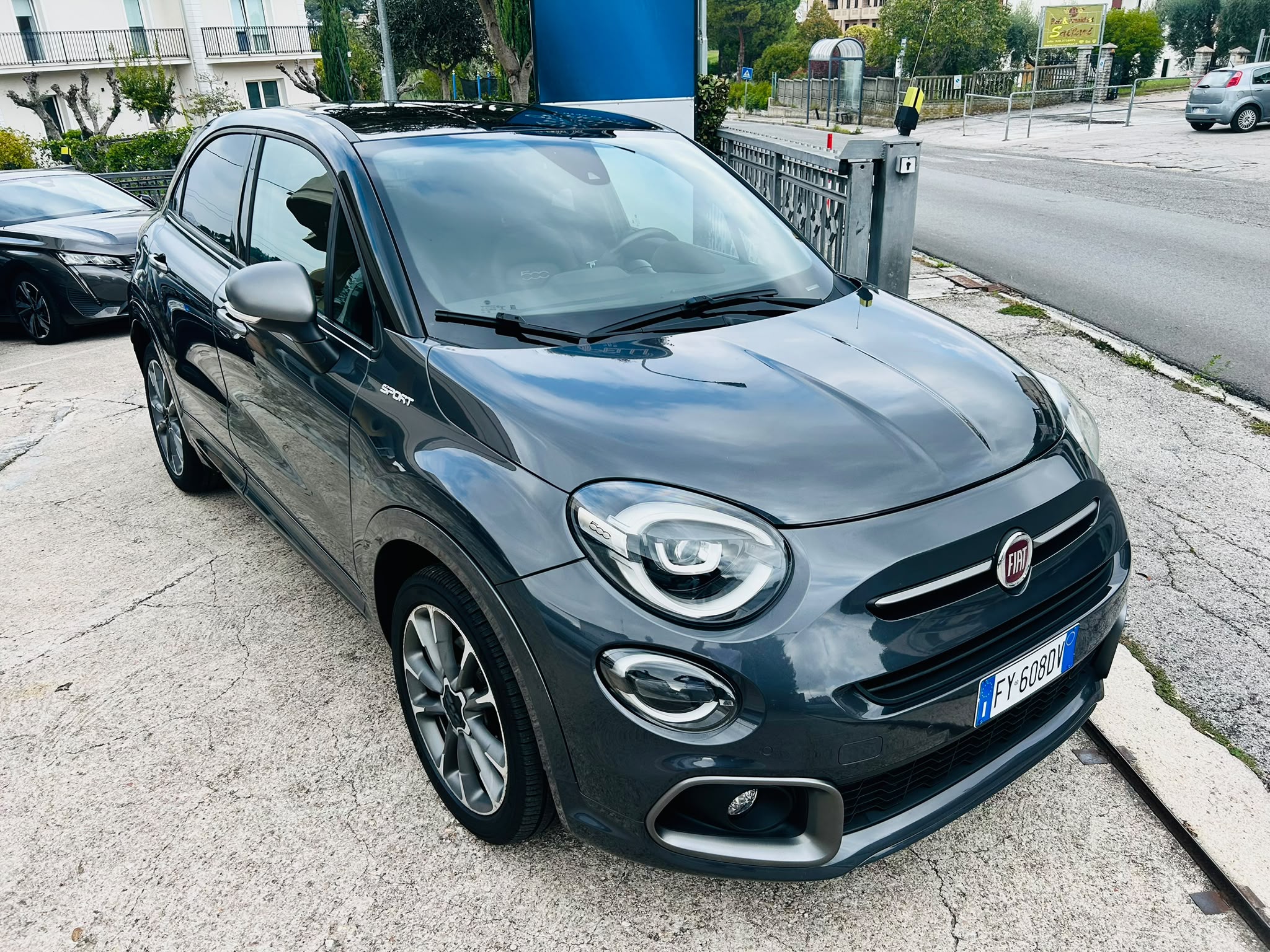 
								Fiat 500X full									