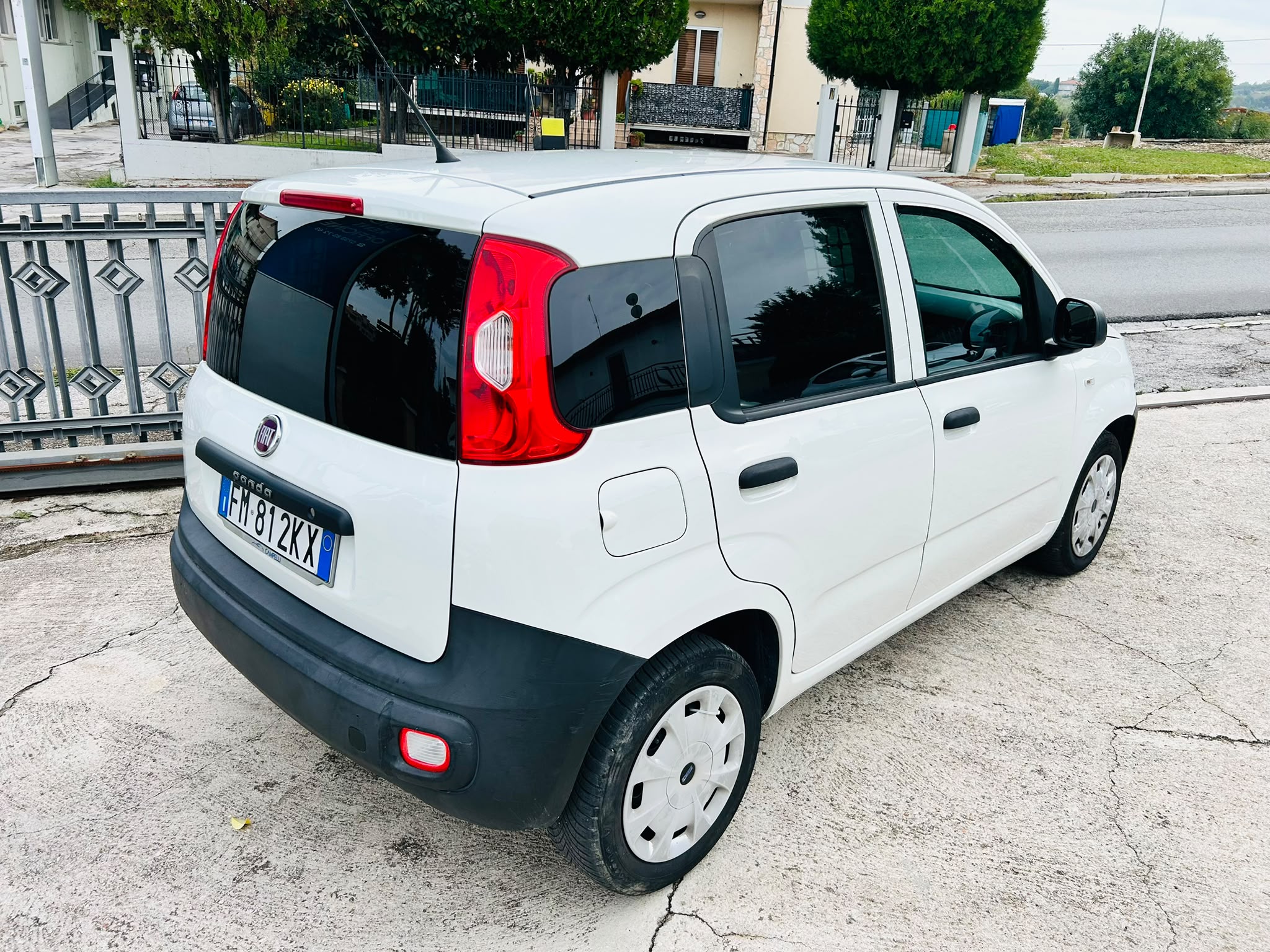 
								Fiat Panda Van full									