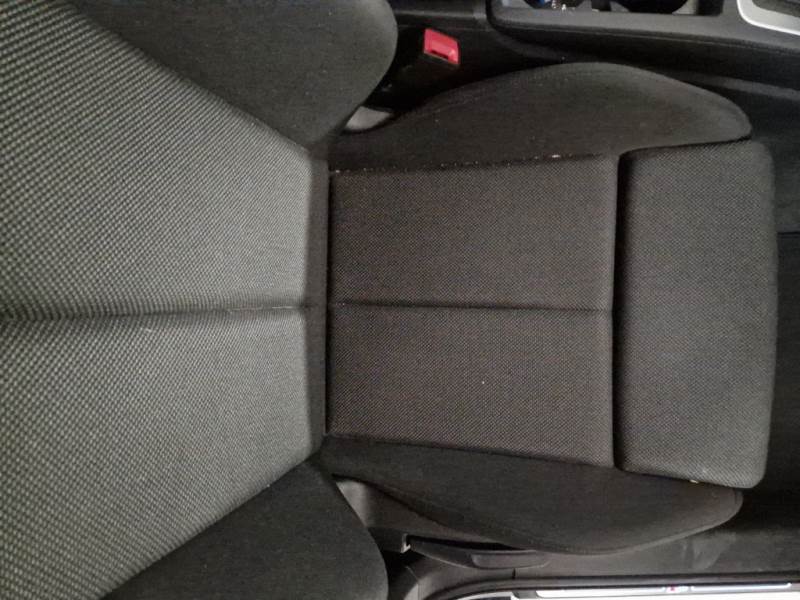 
								Audi Q3 Sportback full									