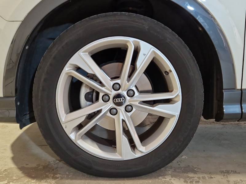 
								Audi Q3 Sportback full									
